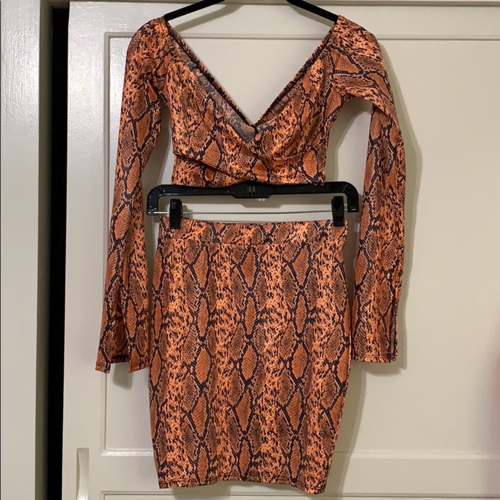 2 piece set